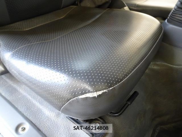 Isuzu ELF TRUCK 2019-07 7392029-18