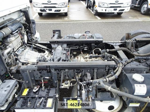 Isuzu ELF TRUCK 2019-07 7392029-5