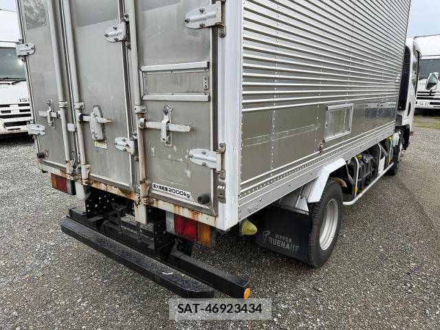 Isuzu ELF TRUCK 2011-08 7392047-14