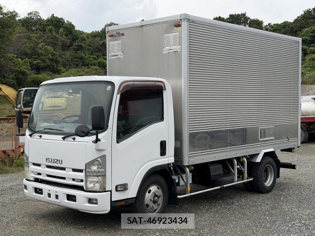 Isuzu ELF TRUCK 2011-08 7392047-1