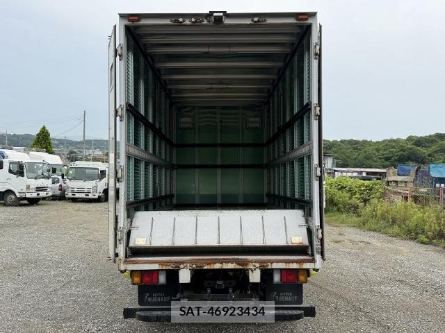 Isuzu ELF TRUCK 2011-08 7392047-19