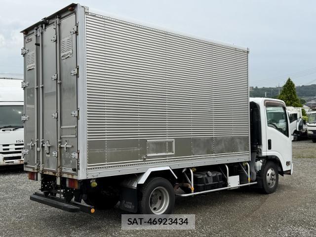 Isuzu ELF TRUCK 2011-08 7392047-5