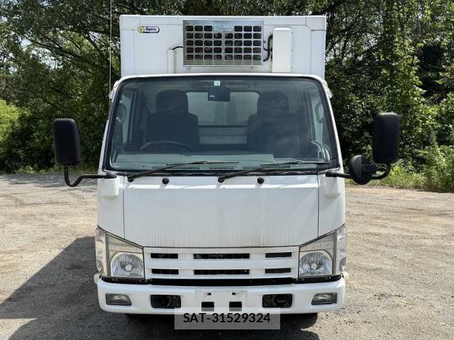 Isuzu ELF TRUCK 2013-11 7392045-0