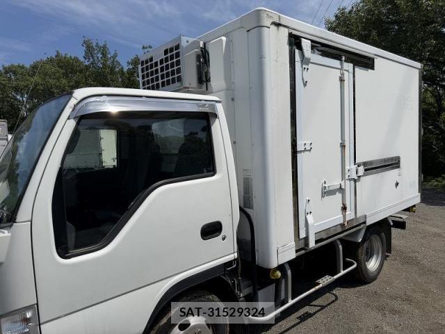 Isuzu ELF TRUCK 2013-11 7392045-12