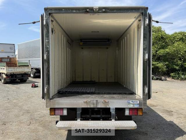 Isuzu ELF TRUCK 2013-11 7392045-18
