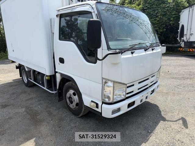 Isuzu ELF TRUCK 2013-11 7392045-8
