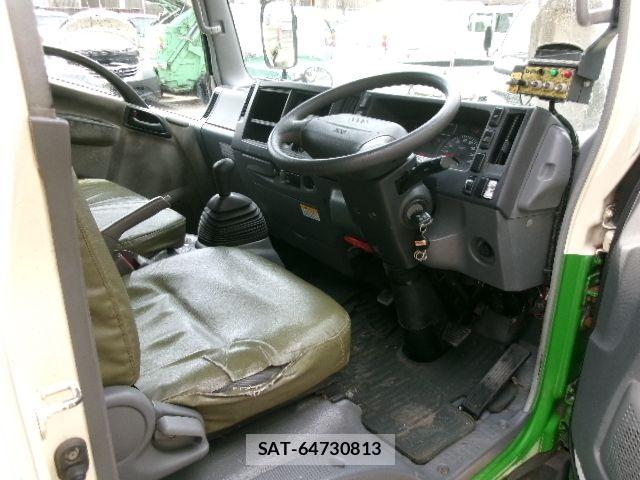 Isuzu ELF TRUCK 2010-01 7392033-17