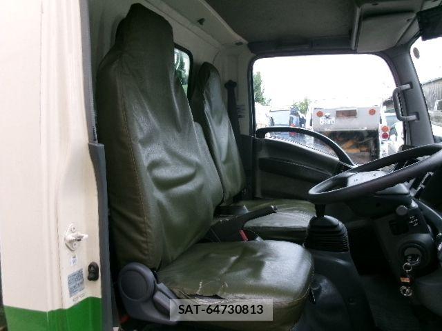 Isuzu ELF TRUCK 2010-01 7392033-23