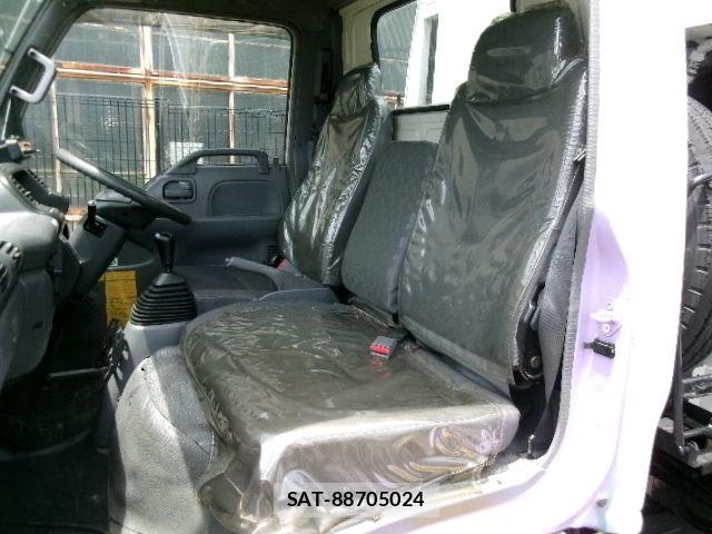Isuzu ELF TRUCK 2006-06 7392036-22