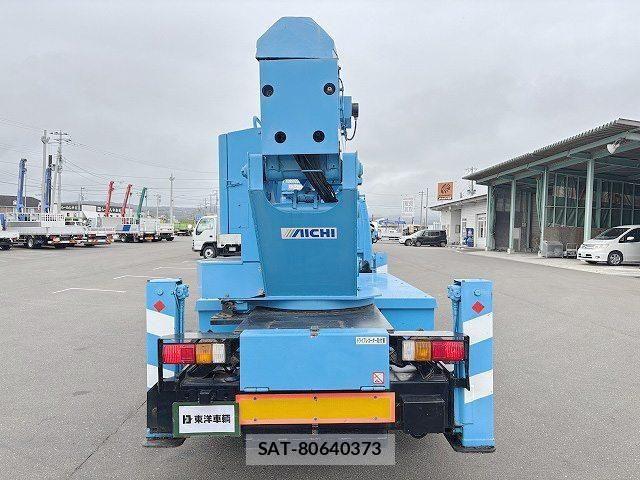 Isuzu ELF TRUCK 2006-09 7392028-4