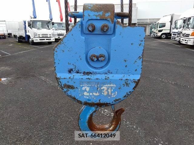 Isuzu ELF TRUCK 1997-03 7392037-11