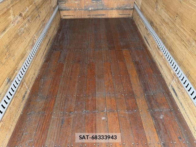 Isuzu ELF TRUCK 2011-08 7392051-24