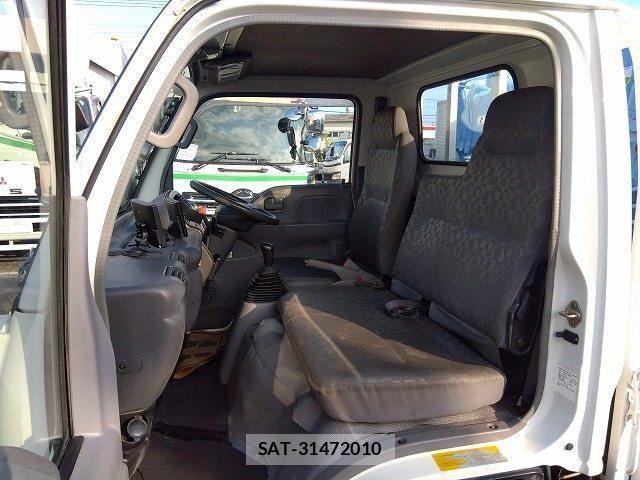 Isuzu ELF TRUCK 2006-03 7392042-17