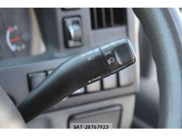 Isuzu ELF TRUCK 2014-04 7454123-14