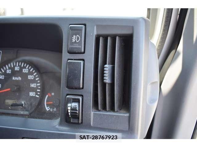 Isuzu ELF TRUCK 2014-04 7454123-16