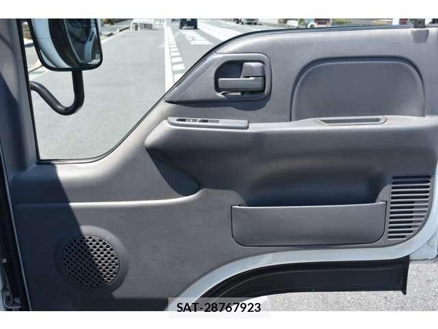 Isuzu ELF TRUCK 2014-04 7454123-7
