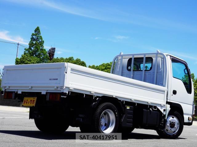 Isuzu ELF TRUCK 2013-07 7454117-1