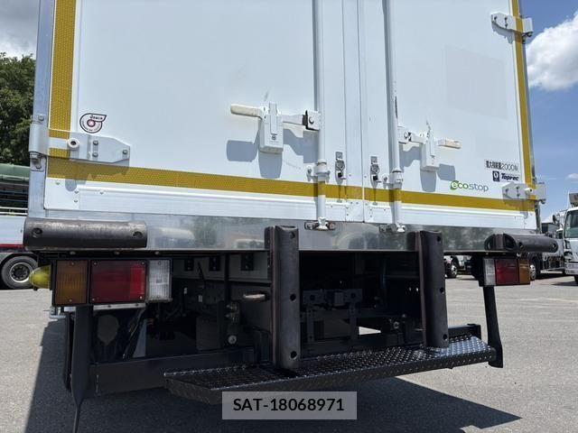 Isuzu ELF TRUCK 2015-05 7454118-14