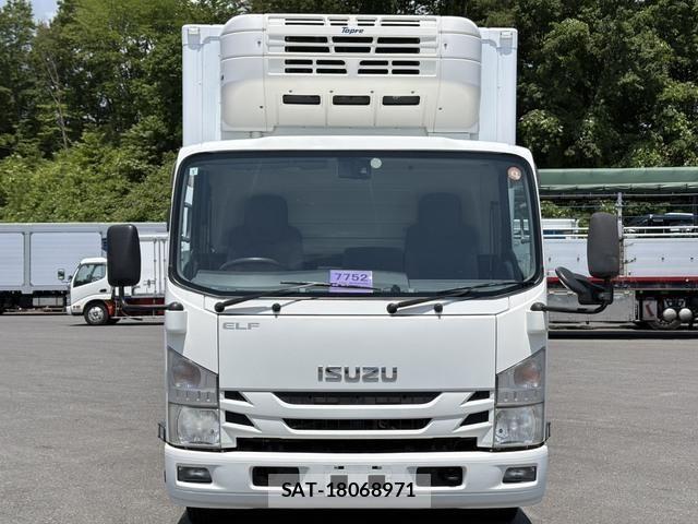 Isuzu ELF TRUCK 2015-05 7454118-1