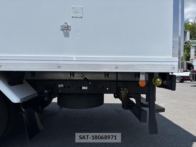 Isuzu ELF TRUCK 2015-05 7454118-29