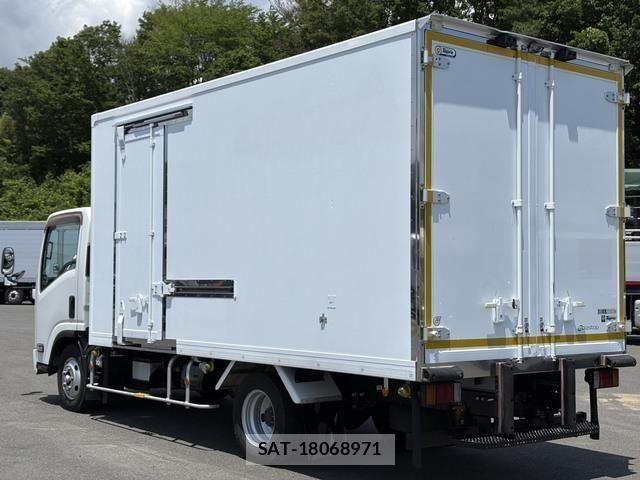 Isuzu ELF TRUCK 2015-05 7454118-5