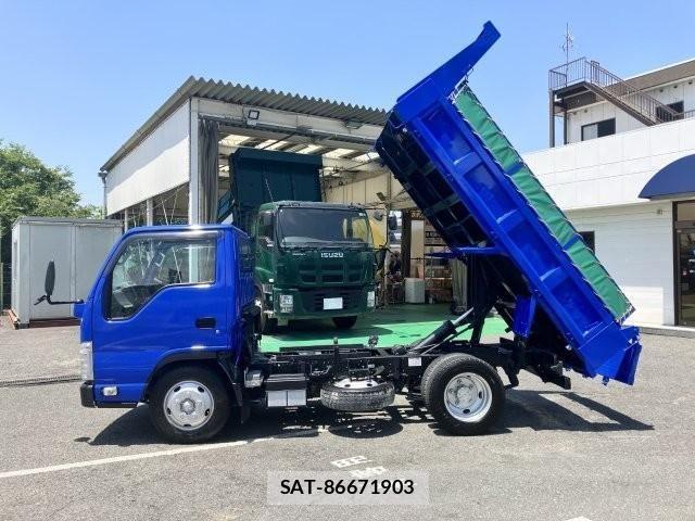 Isuzu ELF TRUCK 2020-02 7454115-11