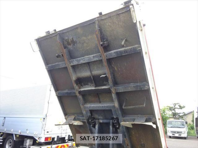 Isuzu ELF TRUCK 2015-09 7454113-9