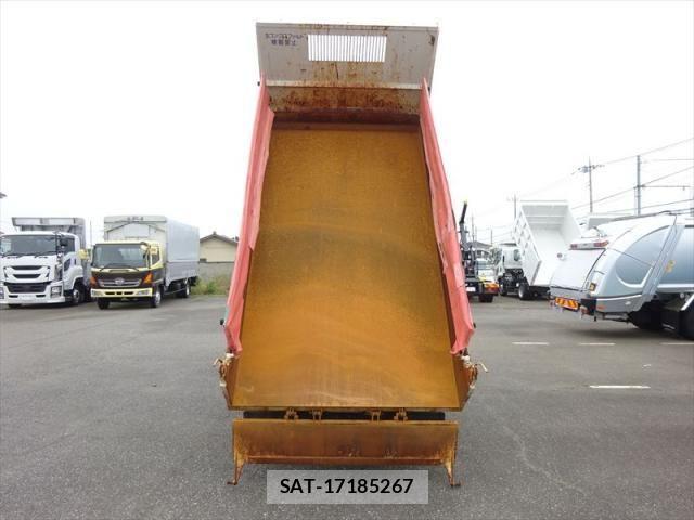 Isuzu ELF TRUCK 2015-09 7454113-16