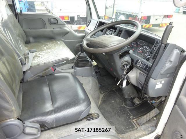Isuzu ELF TRUCK 2015-09 7454113-21