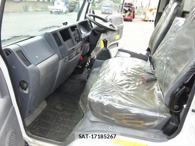 Isuzu ELF TRUCK 2015-09 7454113-27