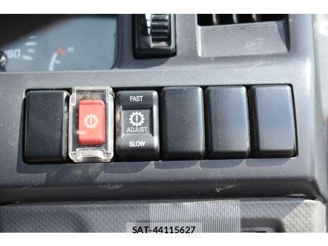 Isuzu ELF TRUCK 2017-07 7454119-17