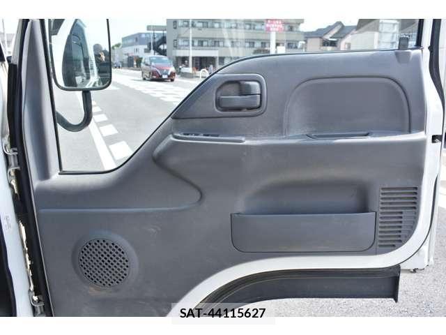 Isuzu ELF TRUCK 2017-07 7454119-7