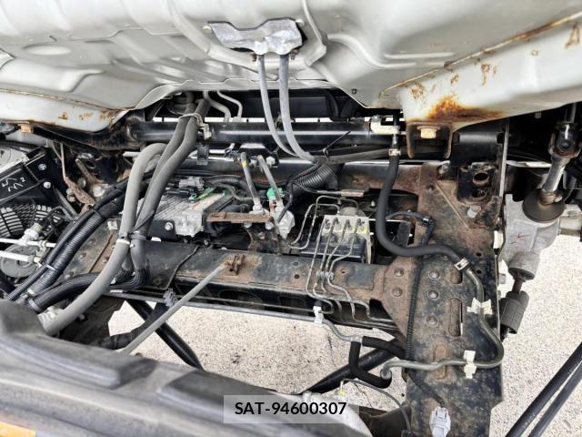 Isuzu ELF TRUCK 2017-10 7454125-24