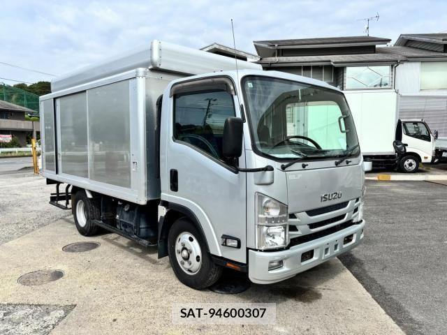 Isuzu ELF TRUCK 2017-10 7454125-2