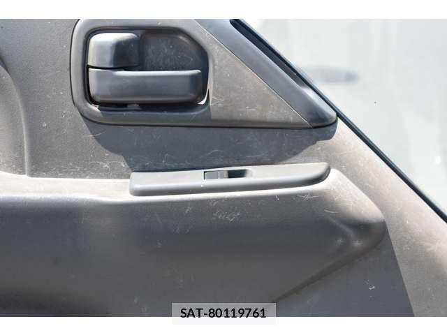 Isuzu ELF TRUCK 2015-03 7454122-10