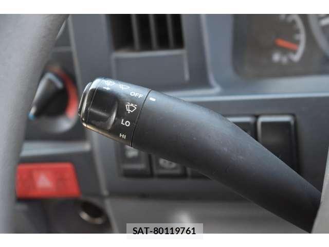 Isuzu ELF TRUCK 2015-03 7454122-16