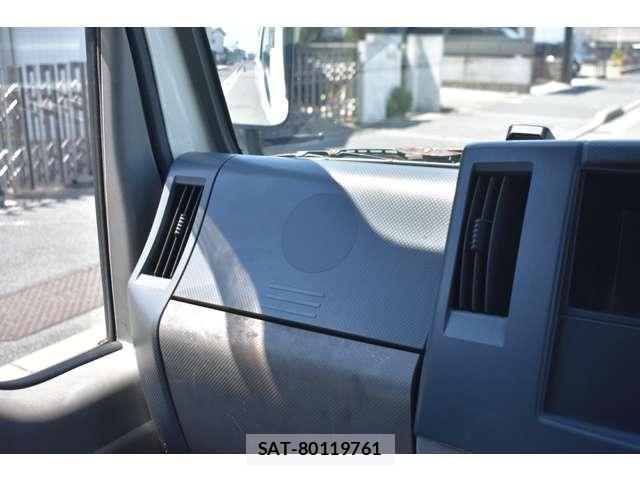 Isuzu ELF TRUCK 2015-03 7454122-21