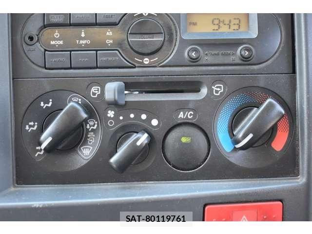 Isuzu ELF TRUCK 2015-03 7454122-24