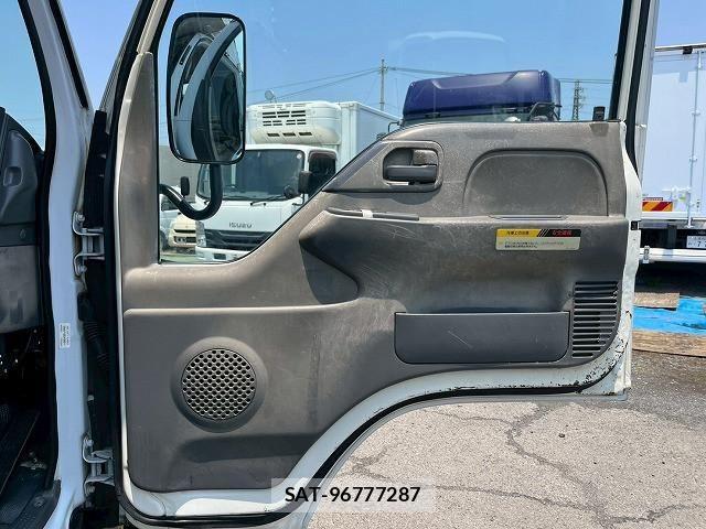 Isuzu ELF TRUCK 2012-08 7500437-25