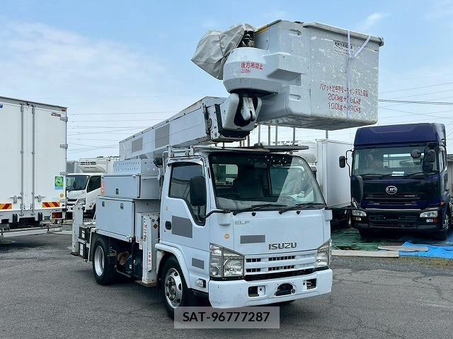 Isuzu ELF TRUCK 2012-08 7500437-4