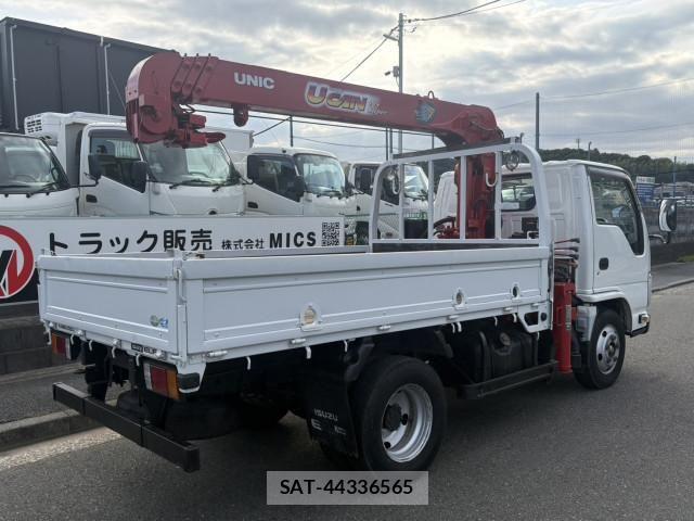 Isuzu ELF TRUCK 2012-02 7500429-2