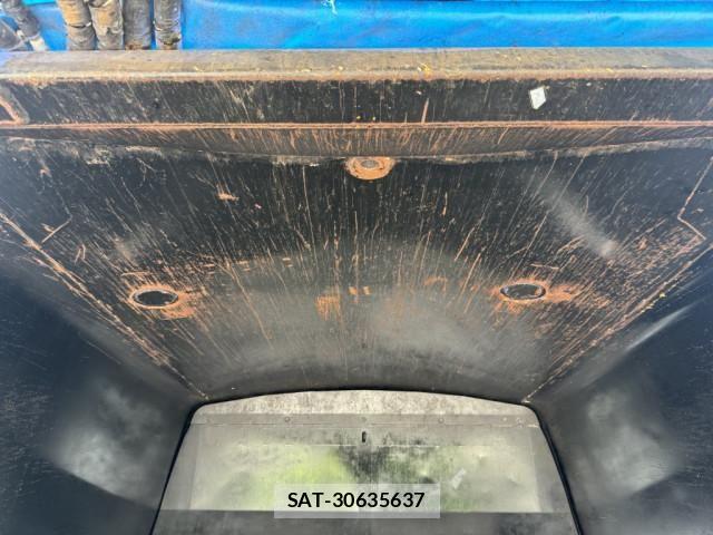 Isuzu ELF TRUCK 2018-11 7500412-15