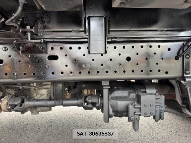 Isuzu ELF TRUCK 2018-11 7500412-23