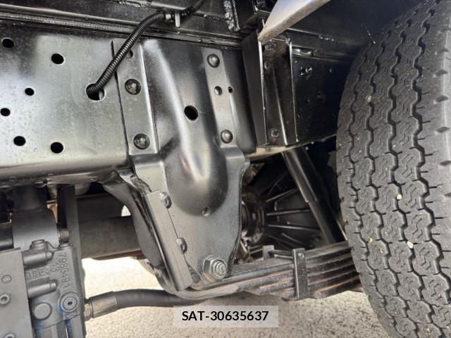 Isuzu ELF TRUCK 2018-11 7500412-24