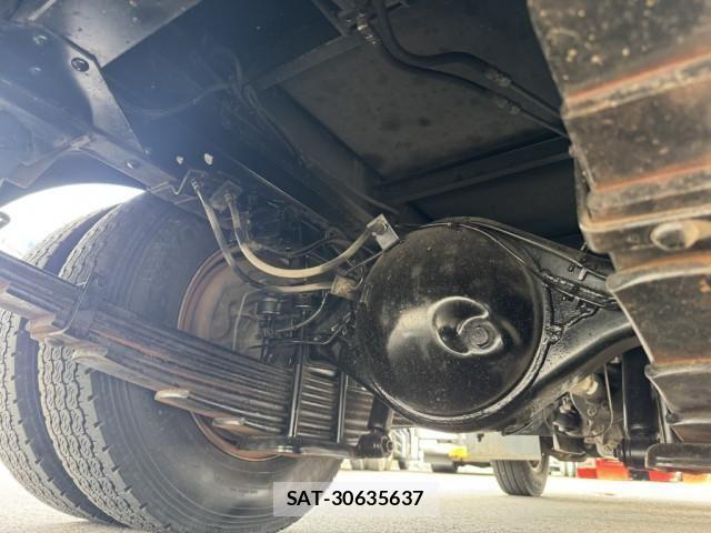 Isuzu ELF TRUCK 2018-11 7500412-25