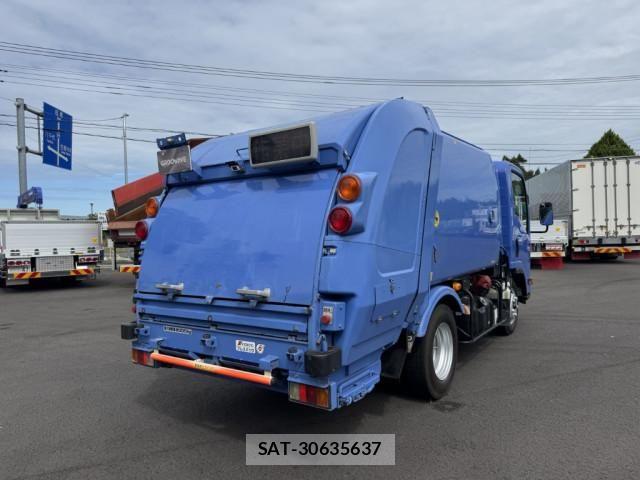 Isuzu ELF TRUCK 2018-11 7500412-3