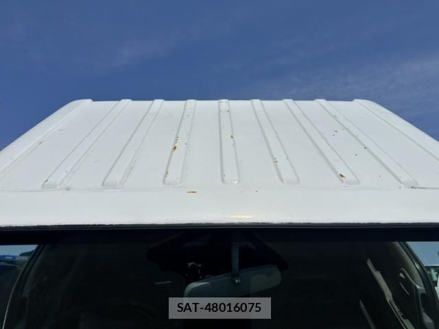Isuzu ELF TRUCK 2011-11 7500444-9