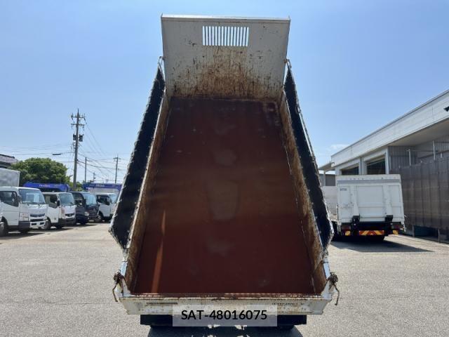 Isuzu ELF TRUCK 2011-11 7500444-12