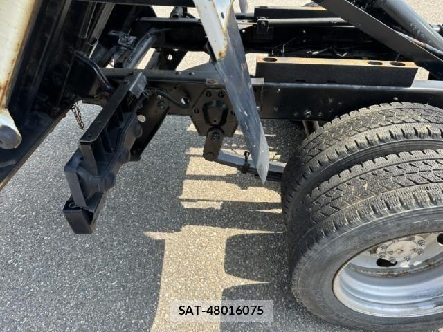 Isuzu ELF TRUCK 2011-11 7500444-20