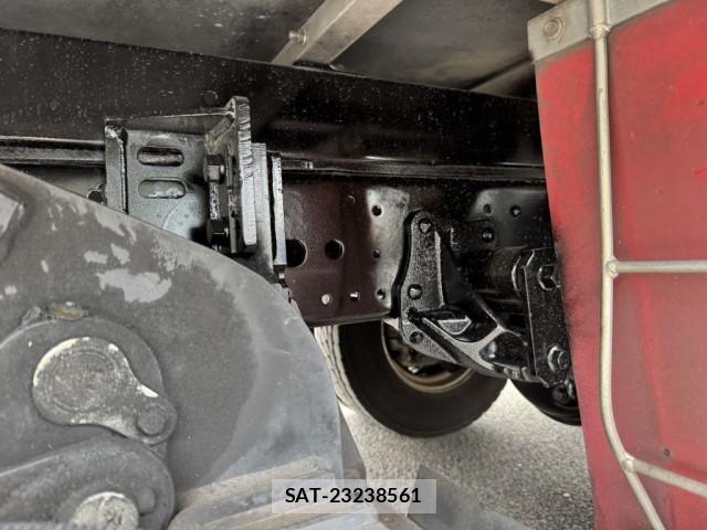 Isuzu ELF TRUCK 2019-03 7500416-24